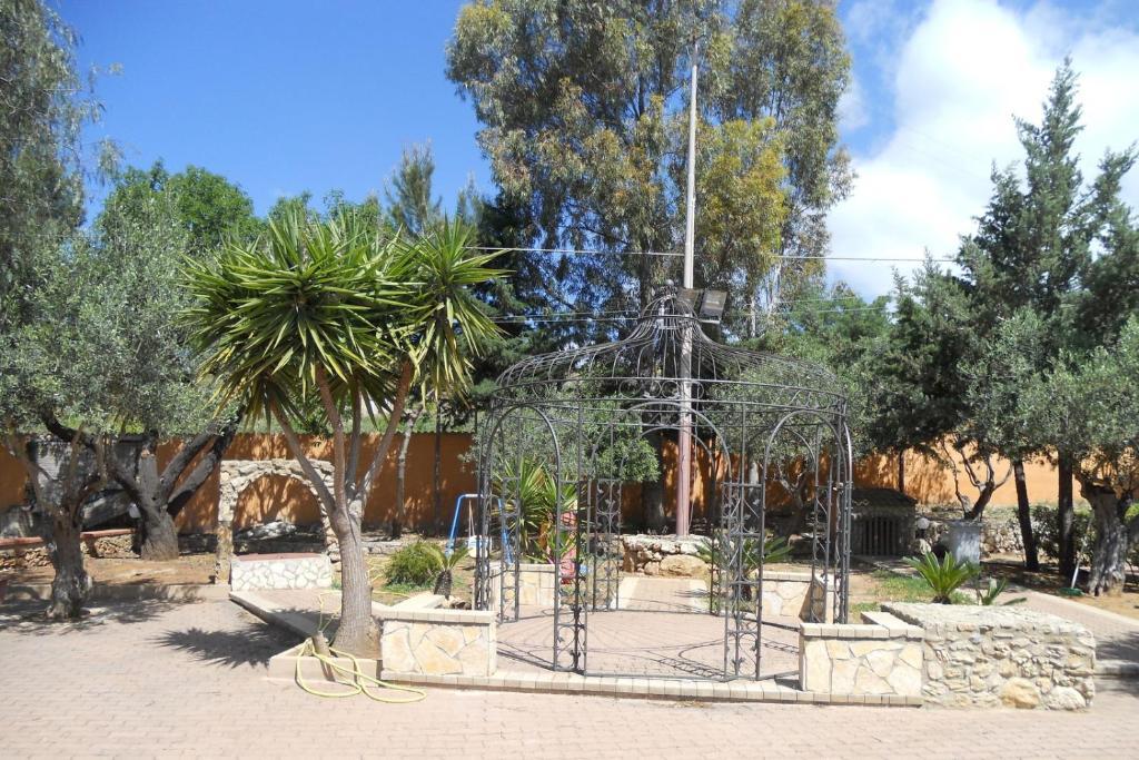 Borgo Dei Vigneti Affittacamere Villaggio La Loggia Esterno foto